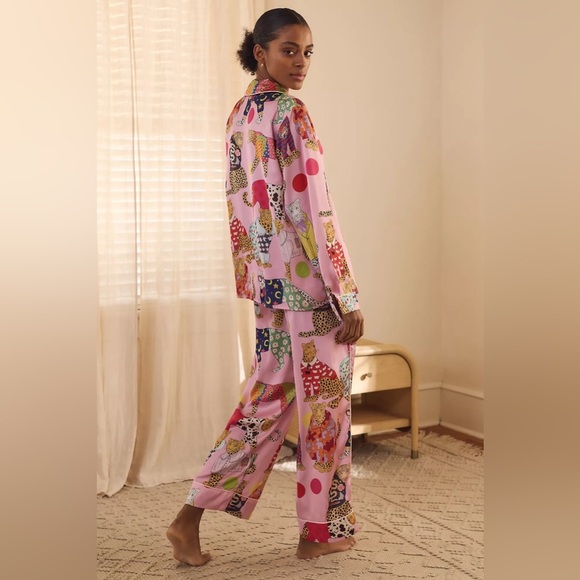 NWT Karen Mabon Long-Sleeve Leopard Pajama Set - Picture 3 of 6